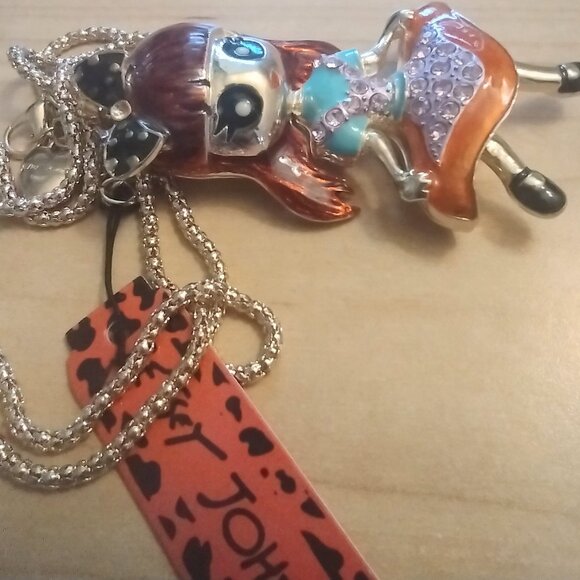 BETSEY JOHNSON DANCING REDHEAD GIRL LARGE CHARM NECKLACE - Picture 4 of 6